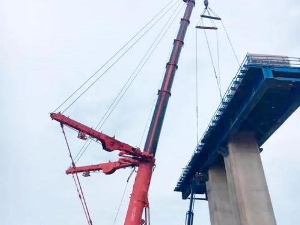 章丘区吊车出租电话_选择吊车出租的5大优势